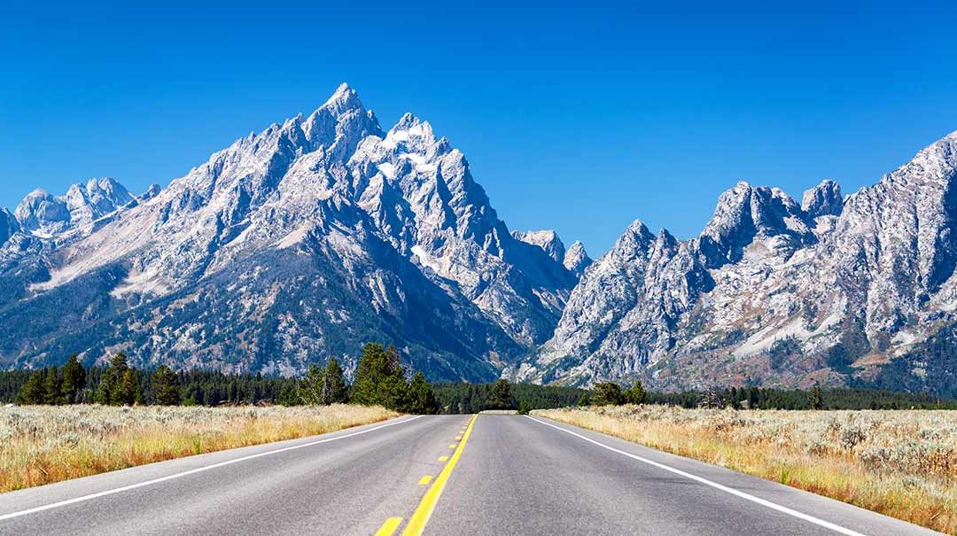 Road to Grand Teton Mountains